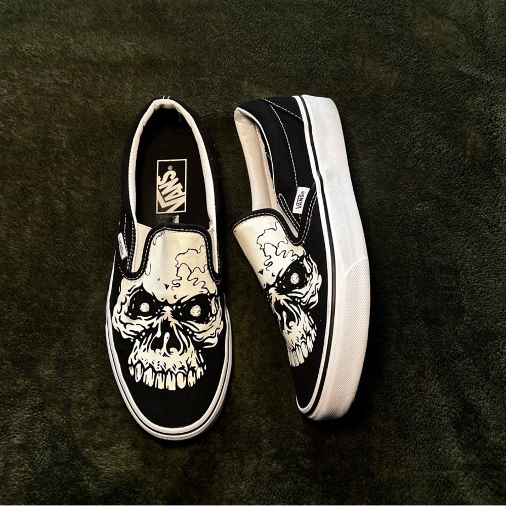 Vans Black and White Skull Classic Slip-On Sneakers